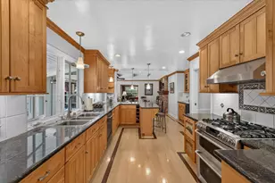 711 Coronado Blvd, Sacramento, CA 95864 - Photo 30