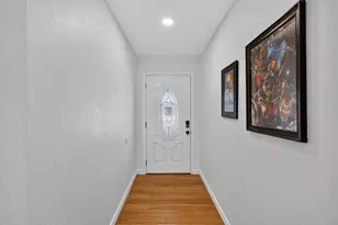 9166 Rundelay Way, Sacramento, CA 95826 - Photo 6