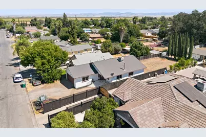 216 Fancher Street, Planada, CA 95365 - Photo 32