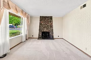4631 Oakbough Way, Carmichael, CA 95608 - Photo 6