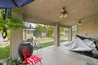 3363 Cambria Avenue, Madera, CA 93637 - Photo 32