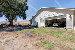 561 Rushing Rd, Waterford, CA 95386 - Photo 36