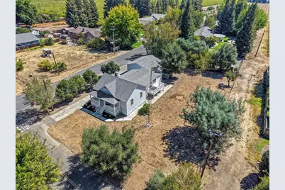 2882 E Center Street, Acampo, CA 95220 - Photo 2