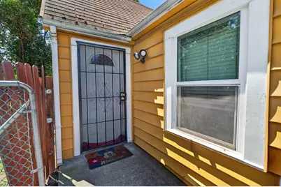 5500 Del Norte Boulevard, Sacramento, CA 95820 - Photo 1