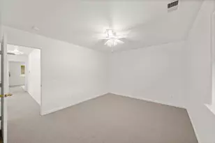 1557 48th St, Sacramento, CA 95819 - Photo 34