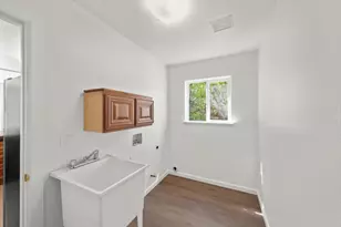 1557 48th St, Sacramento, CA 95819 - Photo 22