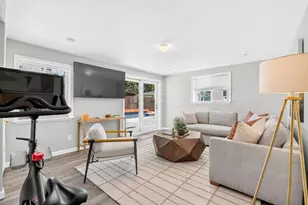 649 38th St, Sacramento, CA 95816 - Photo 26