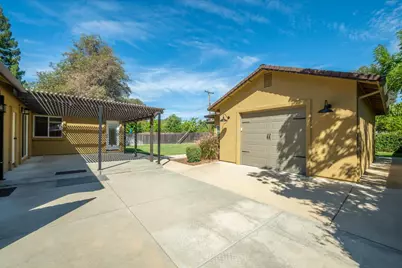 8725 Jonnie Way, Fair Oaks, CA 95628 - Photo 26