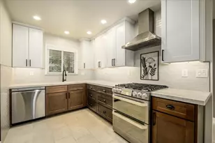 8725 Jonnie Way, Fair Oaks, CA 95628 - Photo 6