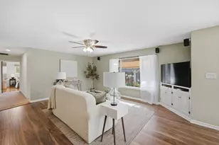 1836 Venus Dr, Sacramento, CA 95864 - Photo 28
