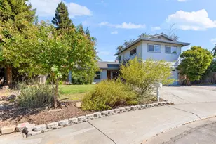 109 Valle Vista Pl, Woodland, CA 95695 - Photo 4