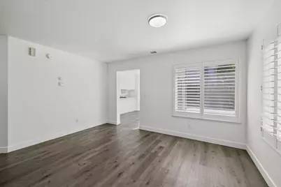 8532 Brisenbourg Way, Antelope, CA 95843 - Photo 10