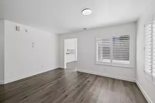 8532 Brisenbourg Way, Antelope, CA 95843 - Photo 10