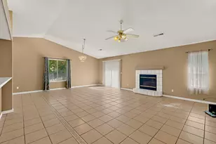 1630 Alicia Dr, Yuba City, CA 95993 - Photo 10