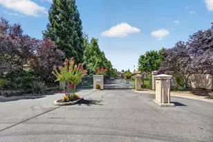 8221 Ashcrest Ln, Fair Oaks, CA 95628 - Photo 52