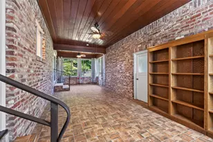 6573 S Land Park Dr, Sacramento, CA 95831 - Photo 12