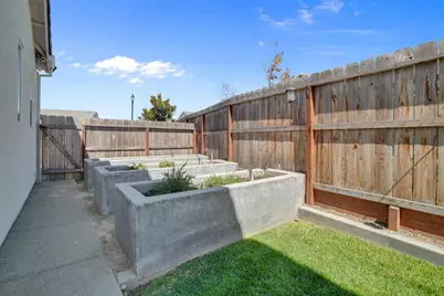 2656 Sinatra Place, Manteca, CA 95337 - Photo 44