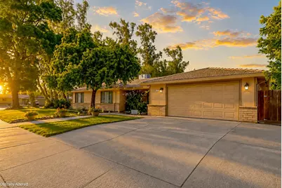 587 W Donna Drive, Merced, CA 95348 - Photo 2