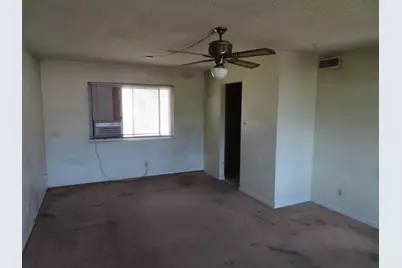 7235 Larchmont Drive, North Highlands, CA 95660 - Photo 2