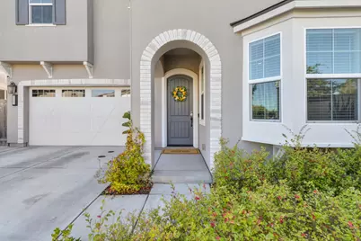 3002 Huntington Way, Sacramento, CA 95818 - Photo 2