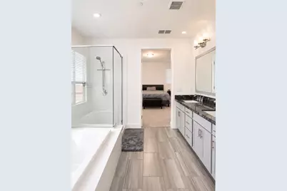 8843 Solo Way, Elk Grove, CA 95757 - Photo 10