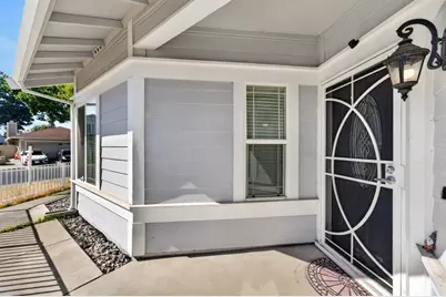 5345 Jade Creek Way, Elk Grove, CA 95758 - Photo 10