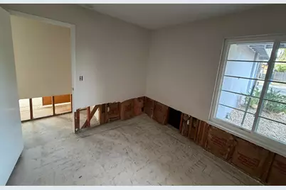 2043 Las Coches Way, Sacramento, CA 95833 - Photo 18
