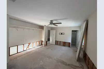 2043 Las Coches Way, Sacramento, CA 95833 - Photo 14