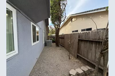 2043 Las Coches Way, Sacramento, CA 95833 - Photo 24
