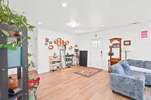 20 Cypress Ave, Yuba City, CA 95991 - Photo 10