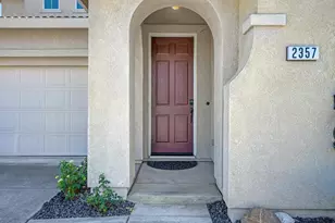 2357 Leighton Way, Roseville, CA 95747 - Photo 2