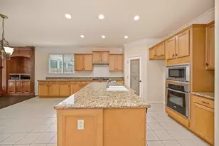 2357 Leighton Way, Roseville, CA 95747 - Photo 14