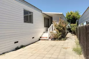 E Yosemite, Manteca, CA 95336 - Photo 34