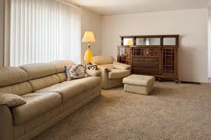 E Yosemite, Manteca, CA 95336 - Photo 12