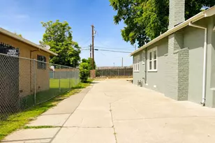 2125 E Myrtle St, Stockton, CA 95205 - Photo 4
