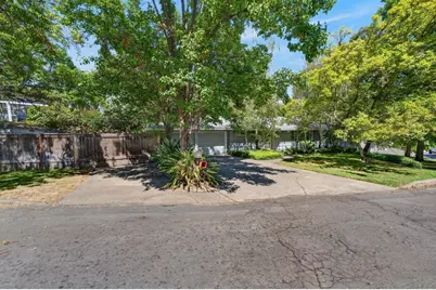 8161 Toyon Avenue, Fair Oaks, CA 95628 - Photo 48