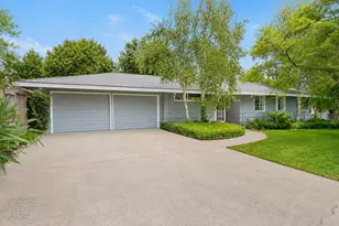 8161 Toyon Ave, Fair Oaks, CA 95628 - Photo 2