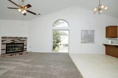 6036 Deep River Court, Riverbank, CA 95367 - Photo 6