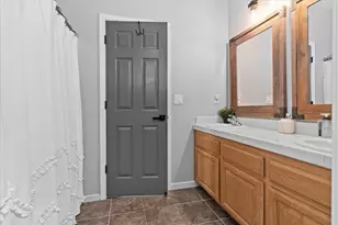 1837 Rolling Rock Ct, Yuba City, CA 95993 - Photo 32