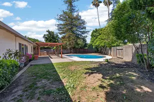 2743 Lost Creek Ct, Stockton, CA 95207 - Photo 36