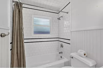1031 9th Avenue, Sacramento, CA 95818 - Photo 18