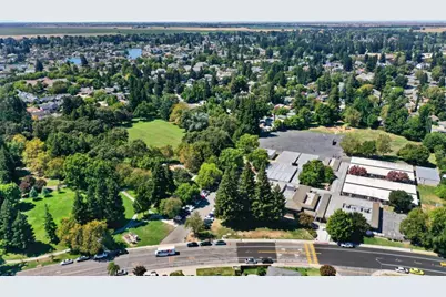 7452 Windbridge Drive, Sacramento, CA 95831 - Photo 30