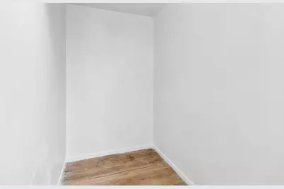 8046 Grandstaff, Sacramento, CA 95823 - Photo 24