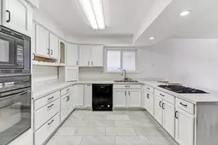 8046 Grandstaff, Sacramento, CA 95823 - Photo 16