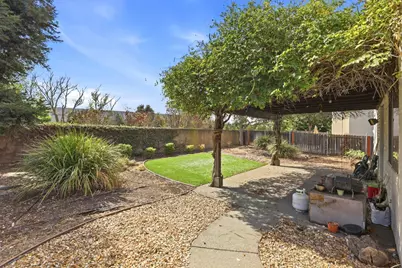 3502 Arroyo Ave, Davis, CA 95616 - Photo 16