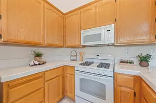 551 Heiler Way, Folsom, CA 95630 - Photo 16