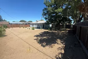 656 Pine St, Manteca, CA 95336 - Photo 18