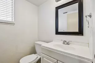 190 Saginaw Cir, Sacramento, CA 95833 - Photo 12