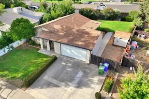 9309 Lujan Dr, Elk Grove, CA 95624 - Photo 2