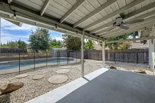 8450 Silver Rock Ct, Citrus Heights, CA 95610 - Photo 24